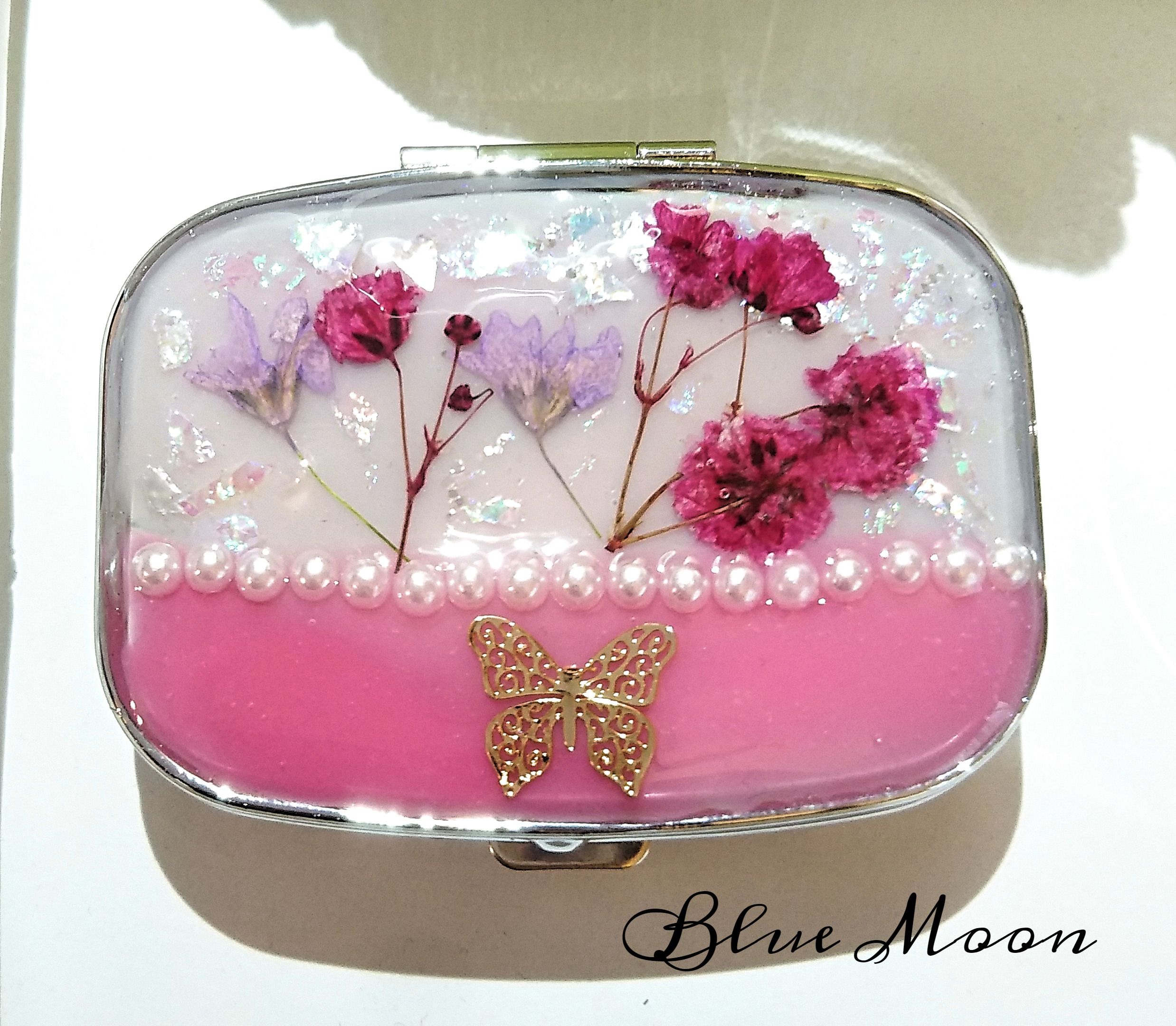 レジン】お花のピルケースがレッスンメニューに登場♡